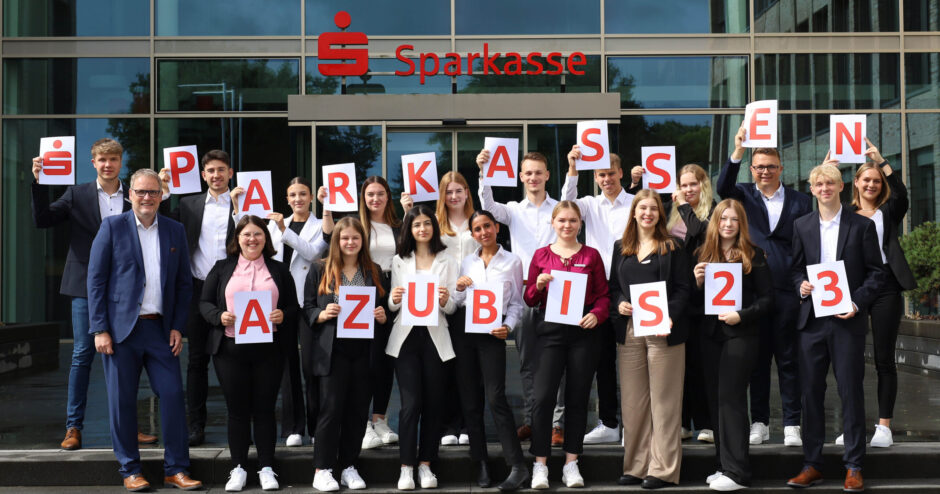 Wir Begrüßen 20 Neue Azubis Bei Uns In Der Sparkasse - Unser S-Blog